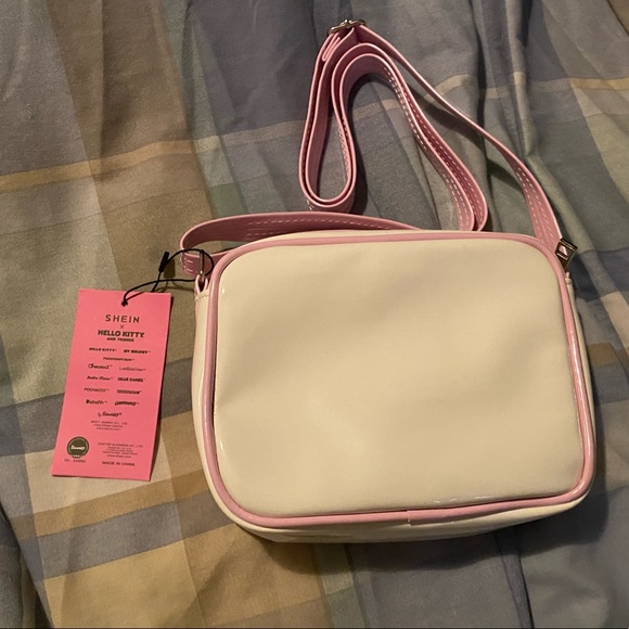 Hello Kitty Camera Style purse.  Shein brand - new in package - never used. - Picture 3 of 4